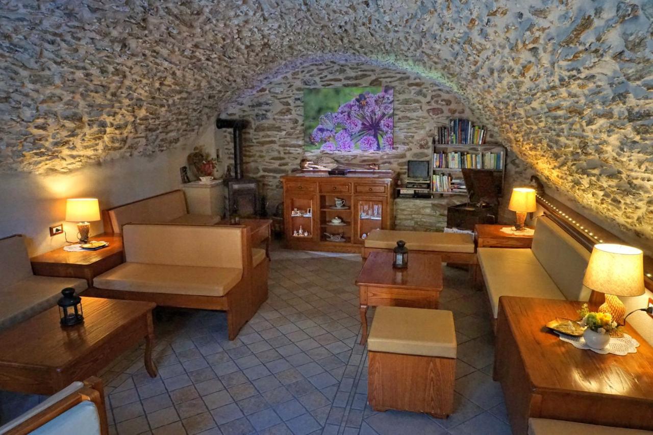 מרמורה Pensione Albergo Diffuso Ceaglio Valle Maira מראה חיצוני תמונה