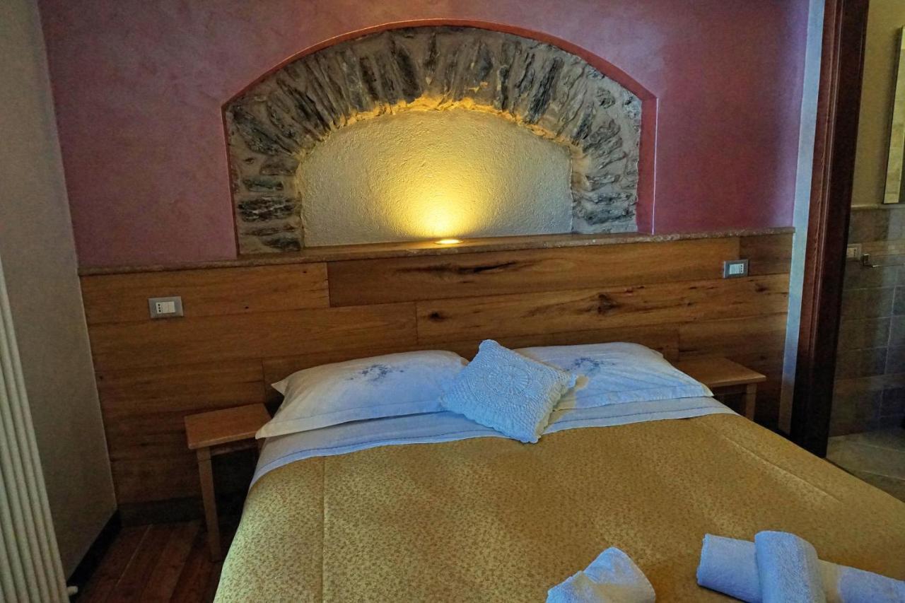 מרמורה Pensione Albergo Diffuso Ceaglio Valle Maira מראה חיצוני תמונה